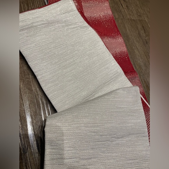 NWOT Obi 新品 帯 Kimono's Tie Red Silver Glitter Sparkle - Picture 3 of 3